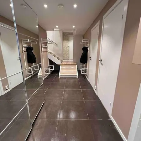 Villa Fantastisk Utsikt, Naert Sentrum